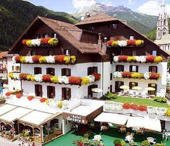 Hotel Active Ancora 4*
